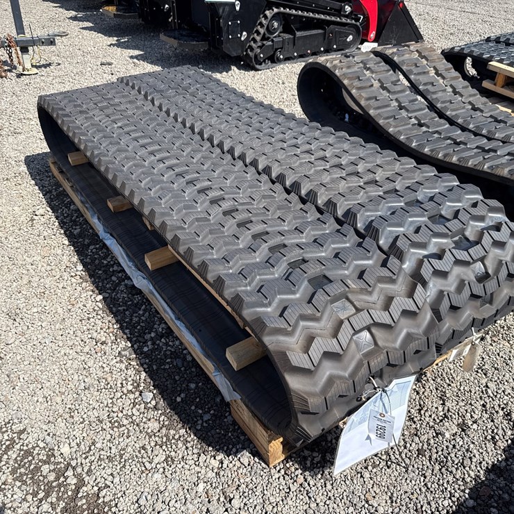#2062 • SET OF SKID STEER RUBBER TRACKS 450 X 86 X 60