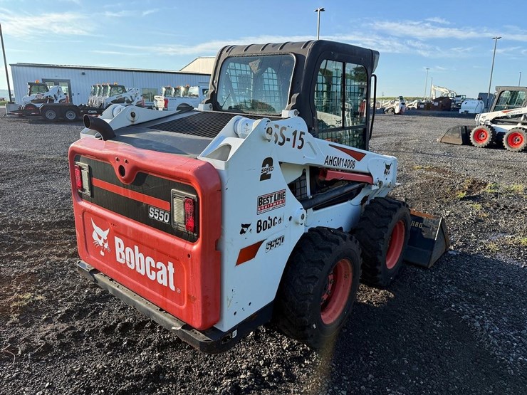2017-bobcat-s550-image-5