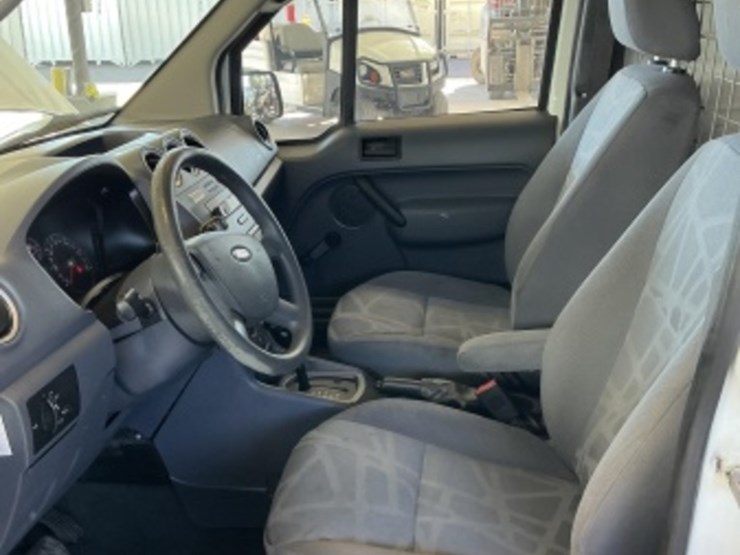 2013-ford-transit-connect-image-23