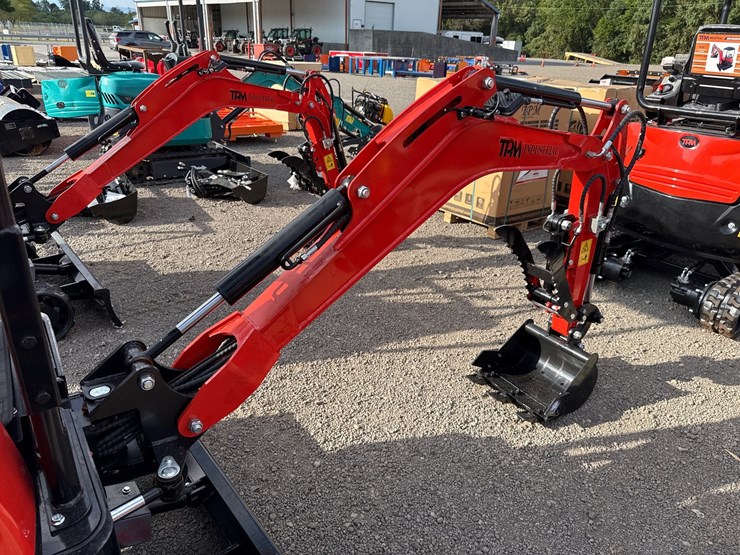 #1067-•-2026-tpm-20kh-mini-excavator-image-3