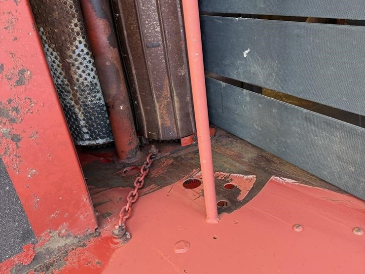 2008-new-holland-br7090-image-49