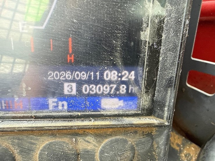 2020-takeuchi-tl8-image-22