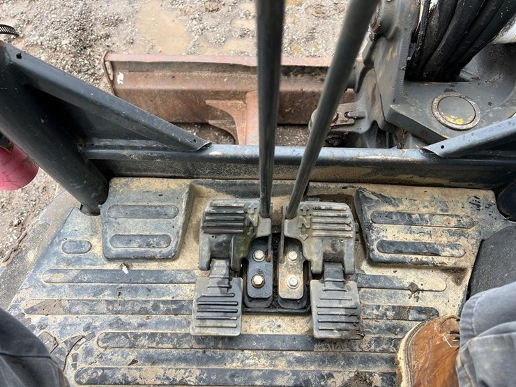 2017-bobcat-e50-image-24