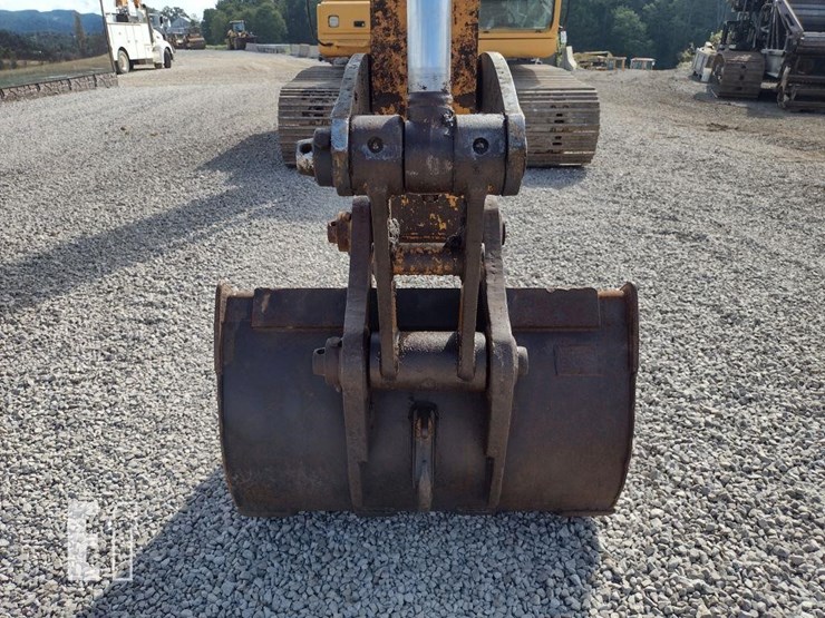 hyundai-robex-210-lc-7-image-23
