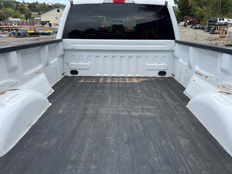 2022-ford-f150-image-6