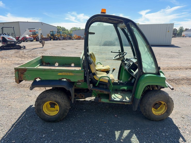 john-deere-gator-image-6