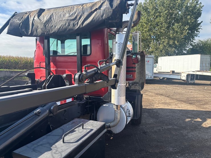 mack-rd688s-image-74