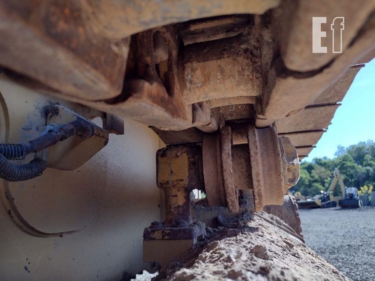 2018-caterpillar-d5k2-xl-image-18