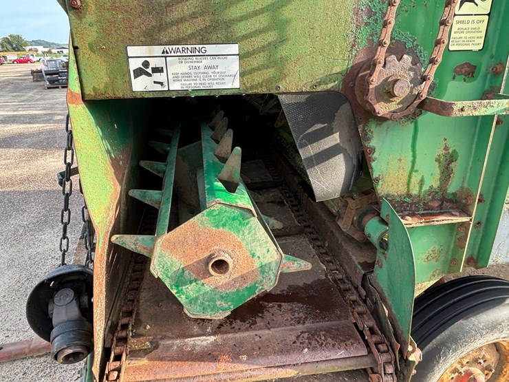 #1020-•-badger-chopper-box-image-30