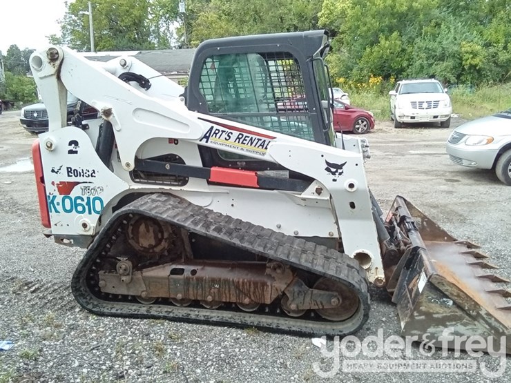 2021-bobcat-t870-image-1