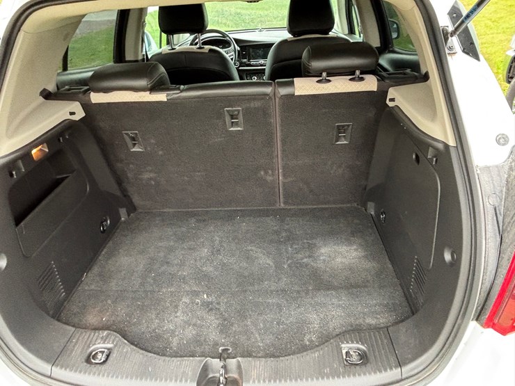 2021-buick-encore-image-25