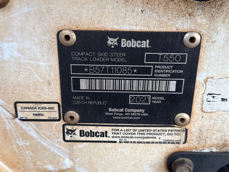 2021-bobcat-t550-image-6