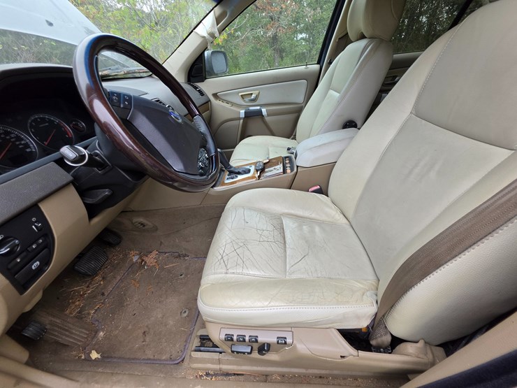2008-volvo-xc90-image-33