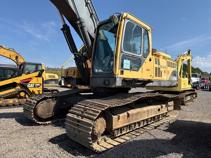 volvo-ec330-image-13