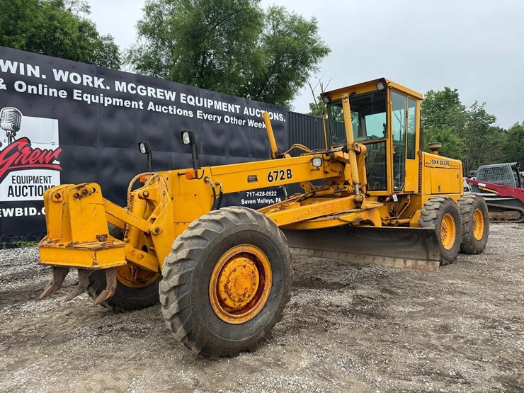 deere-672b-image-2