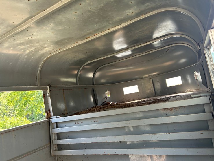 #1151-•-1990-gooseneck-stock-trailer-(wi-title-in-delay)-(mondovi,-wi)-image-20