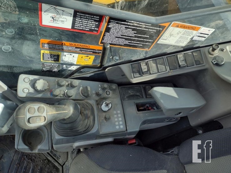 2018-deere-85g-image-8