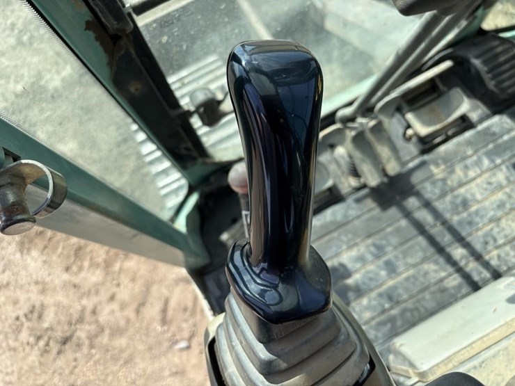 2005-yanmar-vi075-a-hydraulic-excavator-image-30