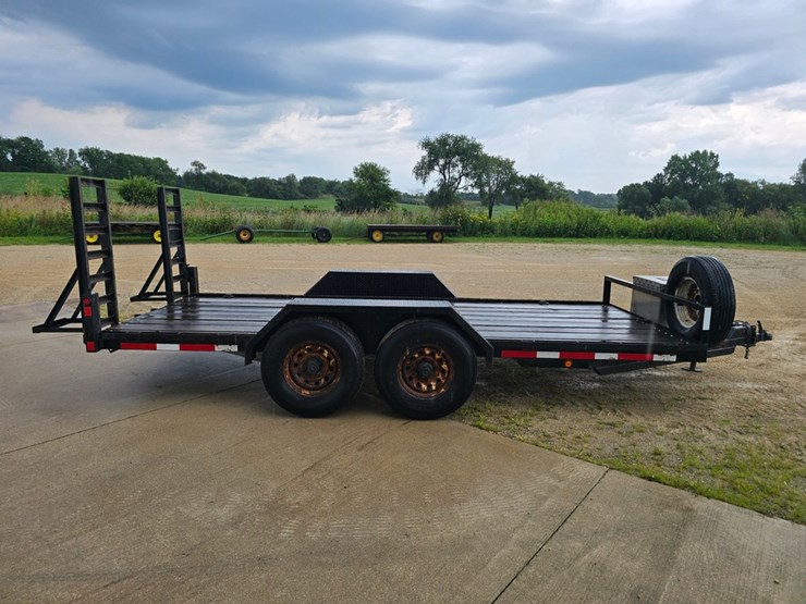 #9622-•-2001-davis-16'-tag-trailer-image-6