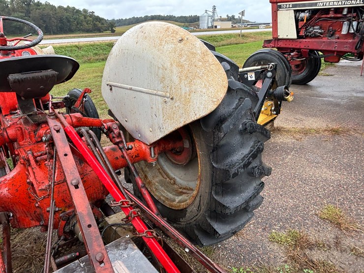 ford-8n-image-25