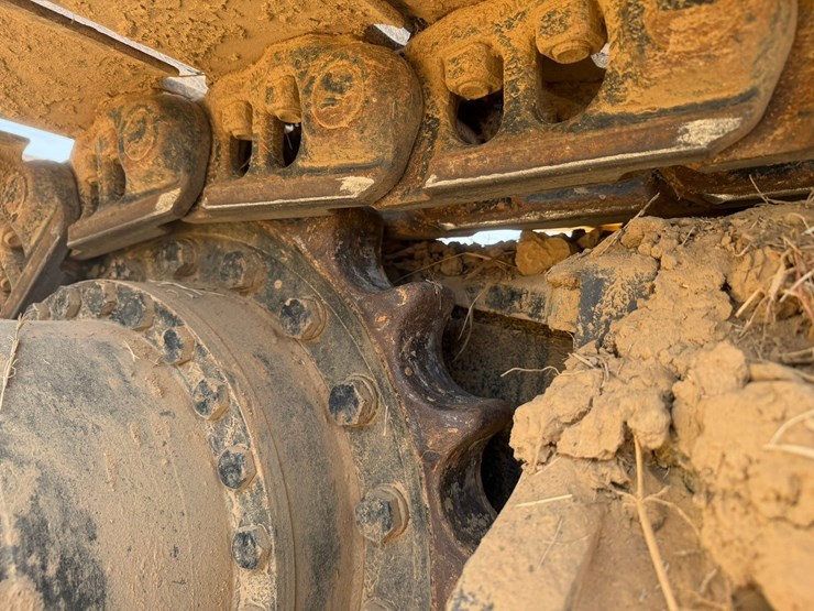 2024-deere-210g-lc-image-46