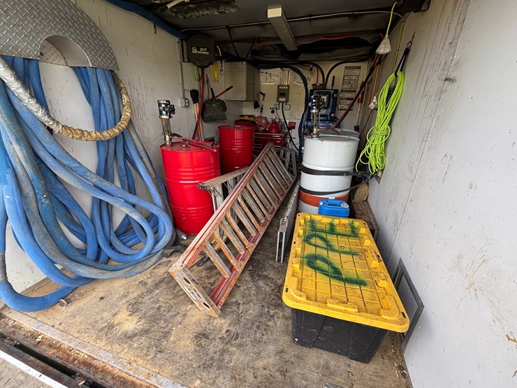 #1321-•-2021-diamond-cargo-enclosed-trailer-with-spray-foam-business-equipment-(no-title)-image-73