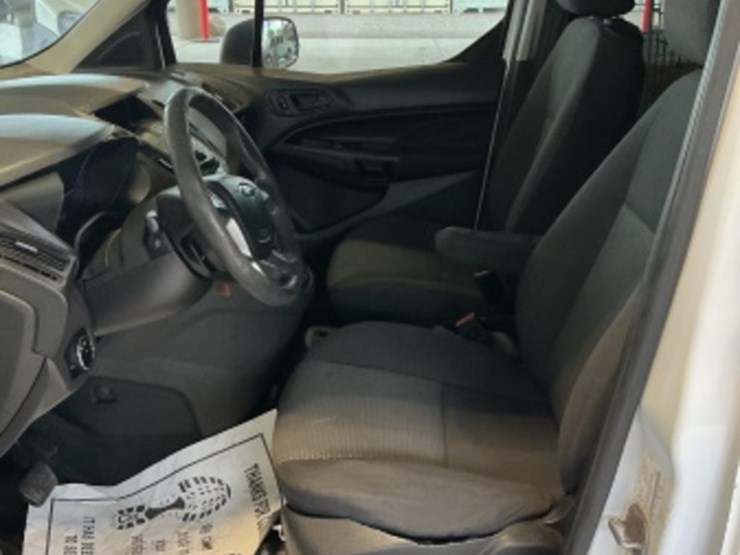 2015-ford-transit-connect-image-23