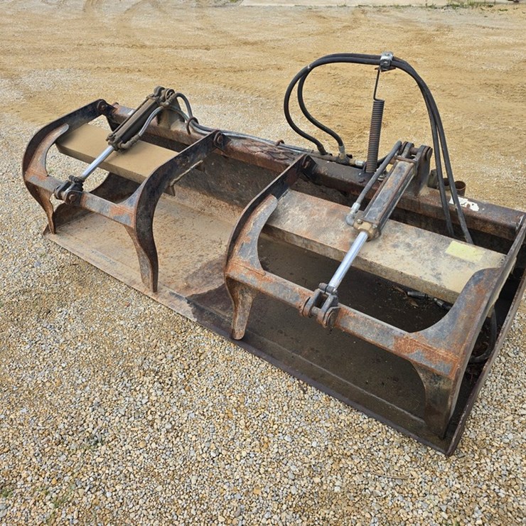 #9618 • 84" Grapple Bucket