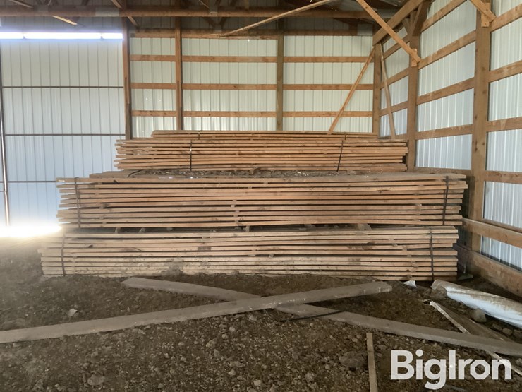 rough-cut-lumber-image-2