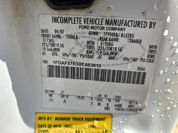 2008-ford-f550-image-28