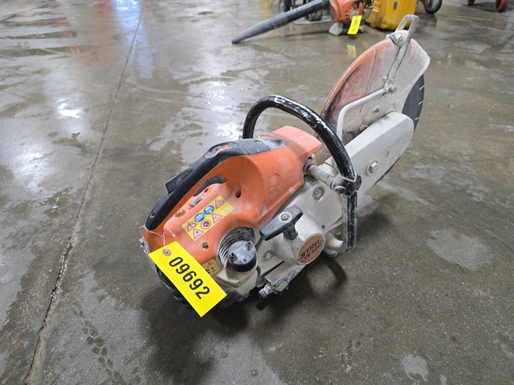 #9692-•-stihl-ts420-cement-saw-image-5