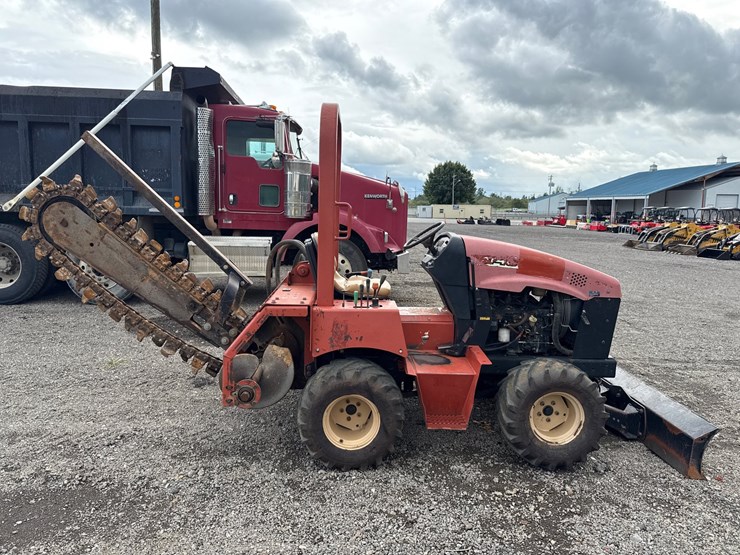 2008-ditch-witch-rt40-image-4