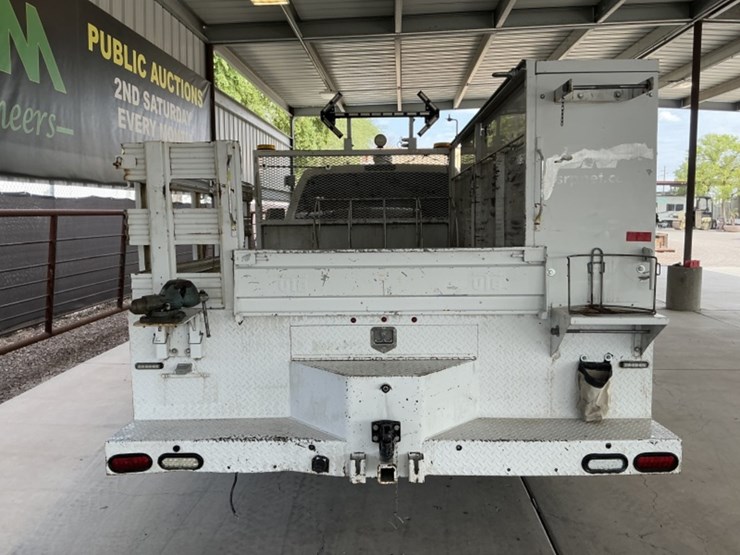 2015-ford-f550-image-6