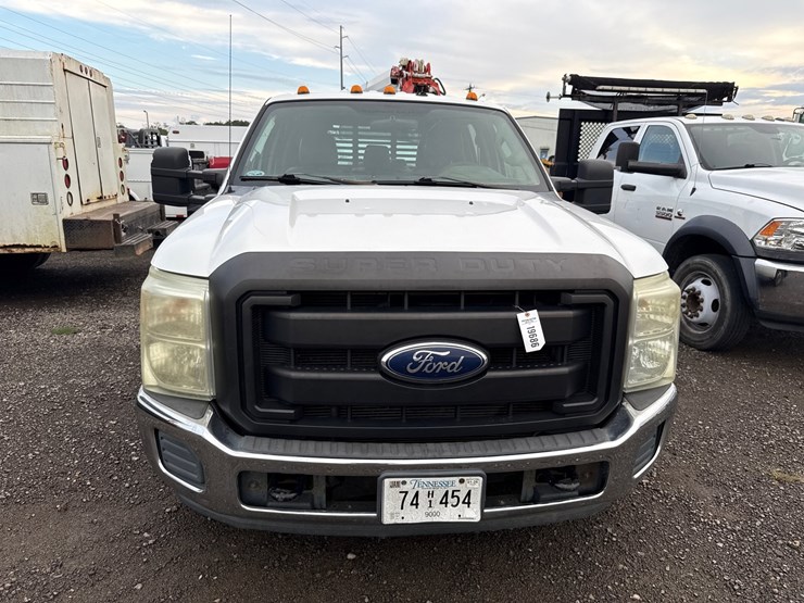 2011-ford-f350-image-2