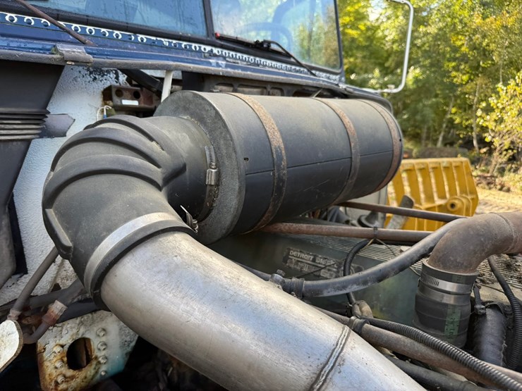 #3509-•-freightliner-sleeper-cab-truck-tractor-image-30