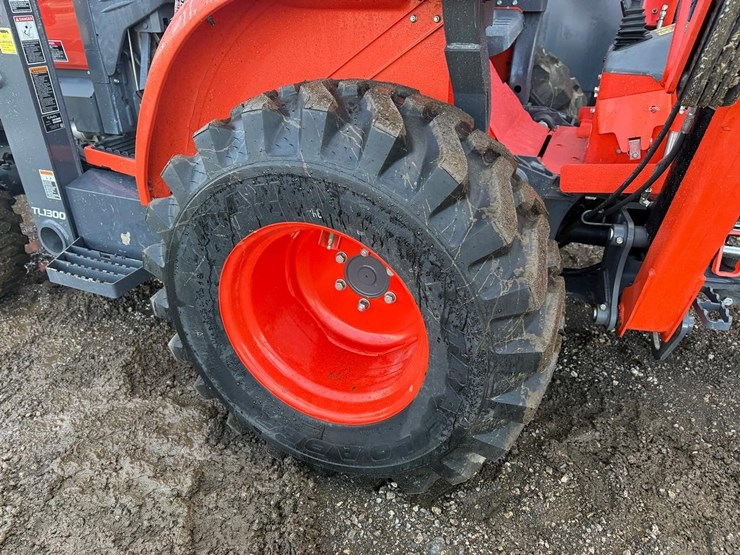 2019-kubota-l47-image-22