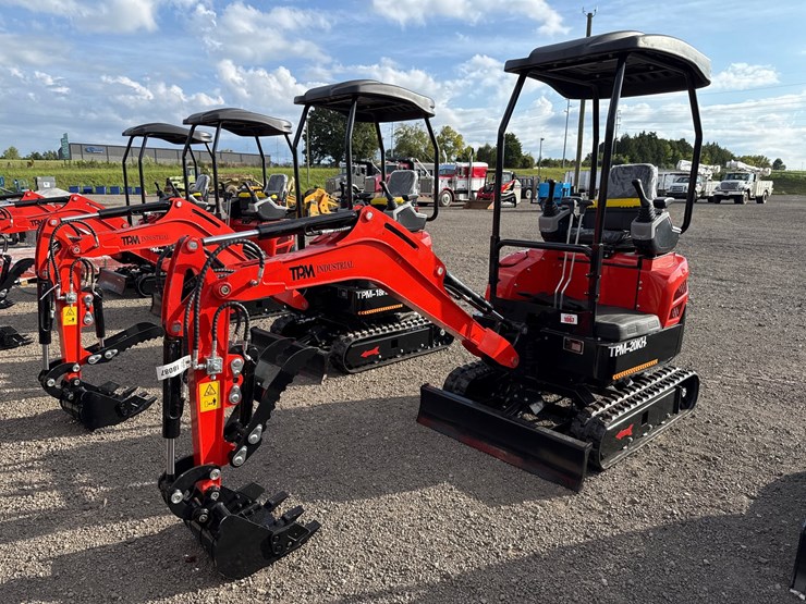 #1067-•-2026-tpm-20kh-mini-excavator-image-1