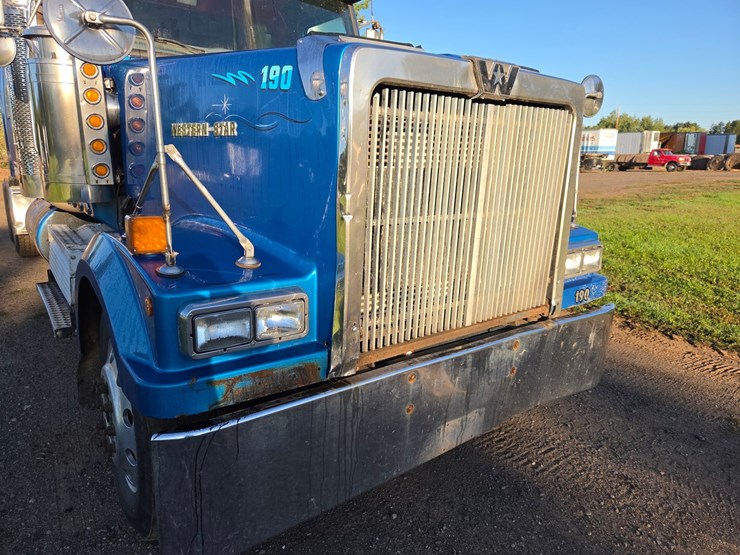 2001-western-star-4964ex-image-9