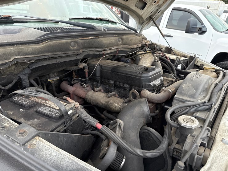 2003-dodge-3500-image-21