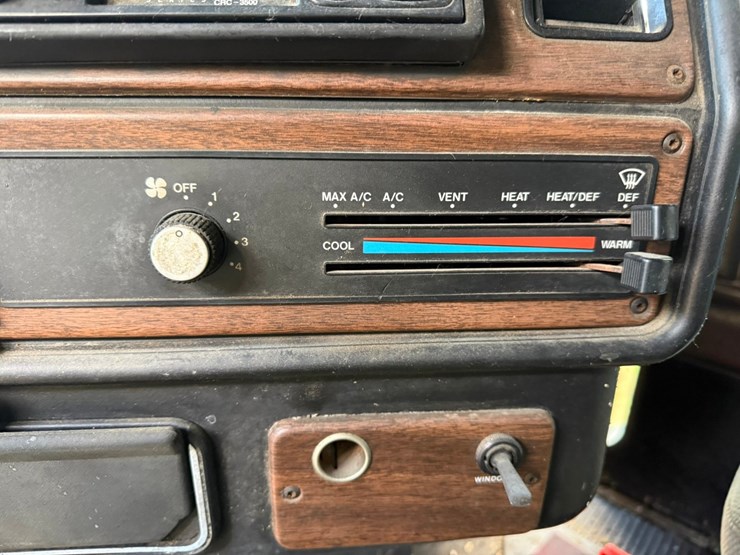 #3509-•-freightliner-sleeper-cab-truck-tractor-image-73