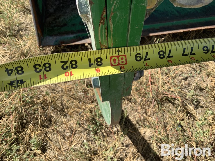john-deere-grapple-bucket-image-12