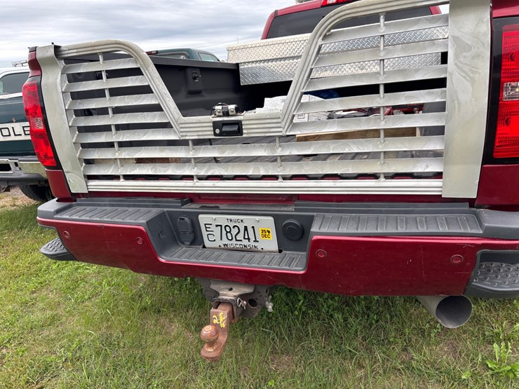 2019-chevrolet-silverado-3500hd-image-24