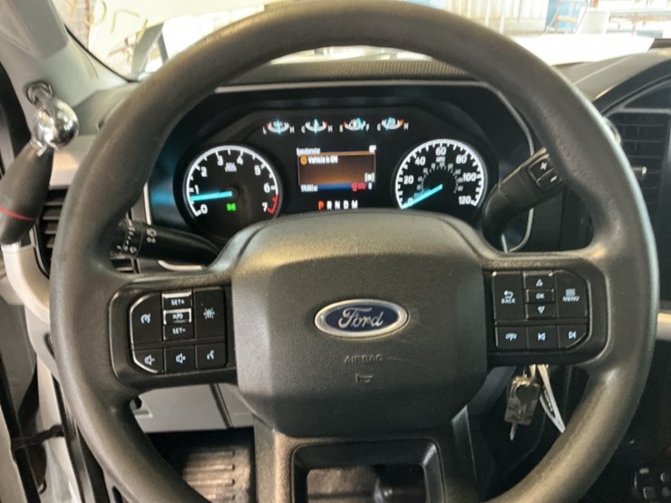 2023-ford-f150-image-16
