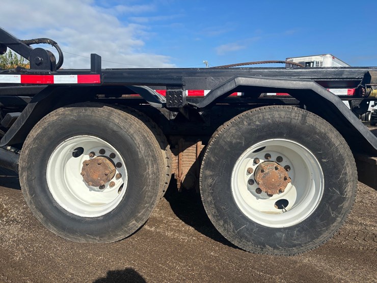 mack-rd688s-image-104