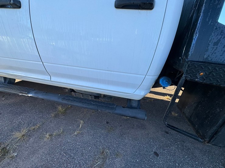 2020-dodge-3500-image-14