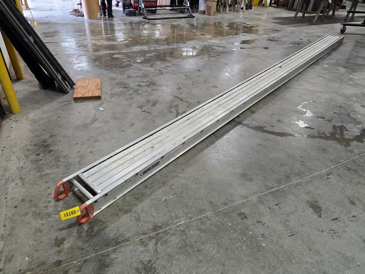 #9731-•-14"x24'-alumiunm-walk-plank-image-2