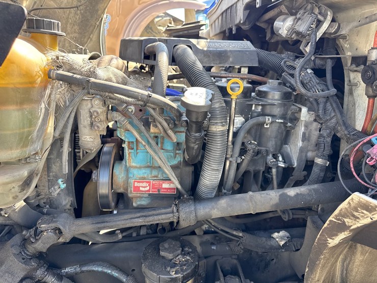 2013-international-durastar-4300-image-128