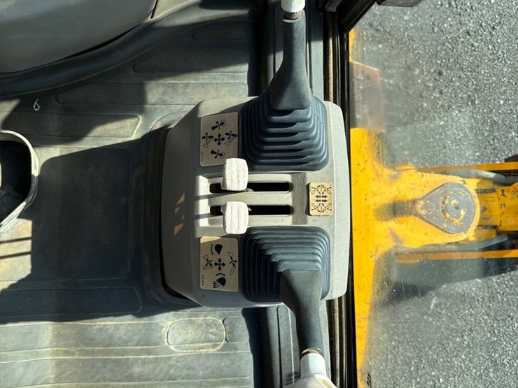 jcb-214-image-16