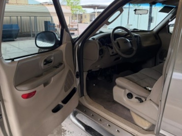 2003-ford-f150-image-25