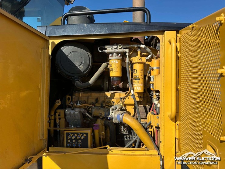 caterpillar-140m-image-52